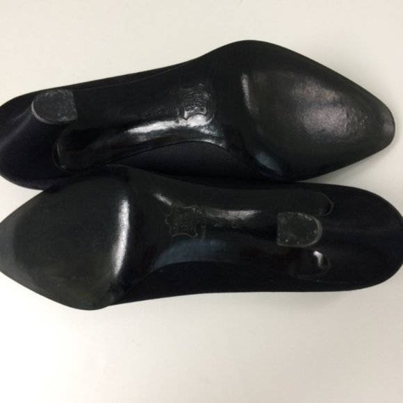 Yves Saint Lauren Black Velvet 9M - Picture 4 of 6